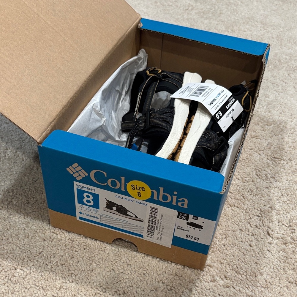 Columbia Women's Black and White Sandals NWT
